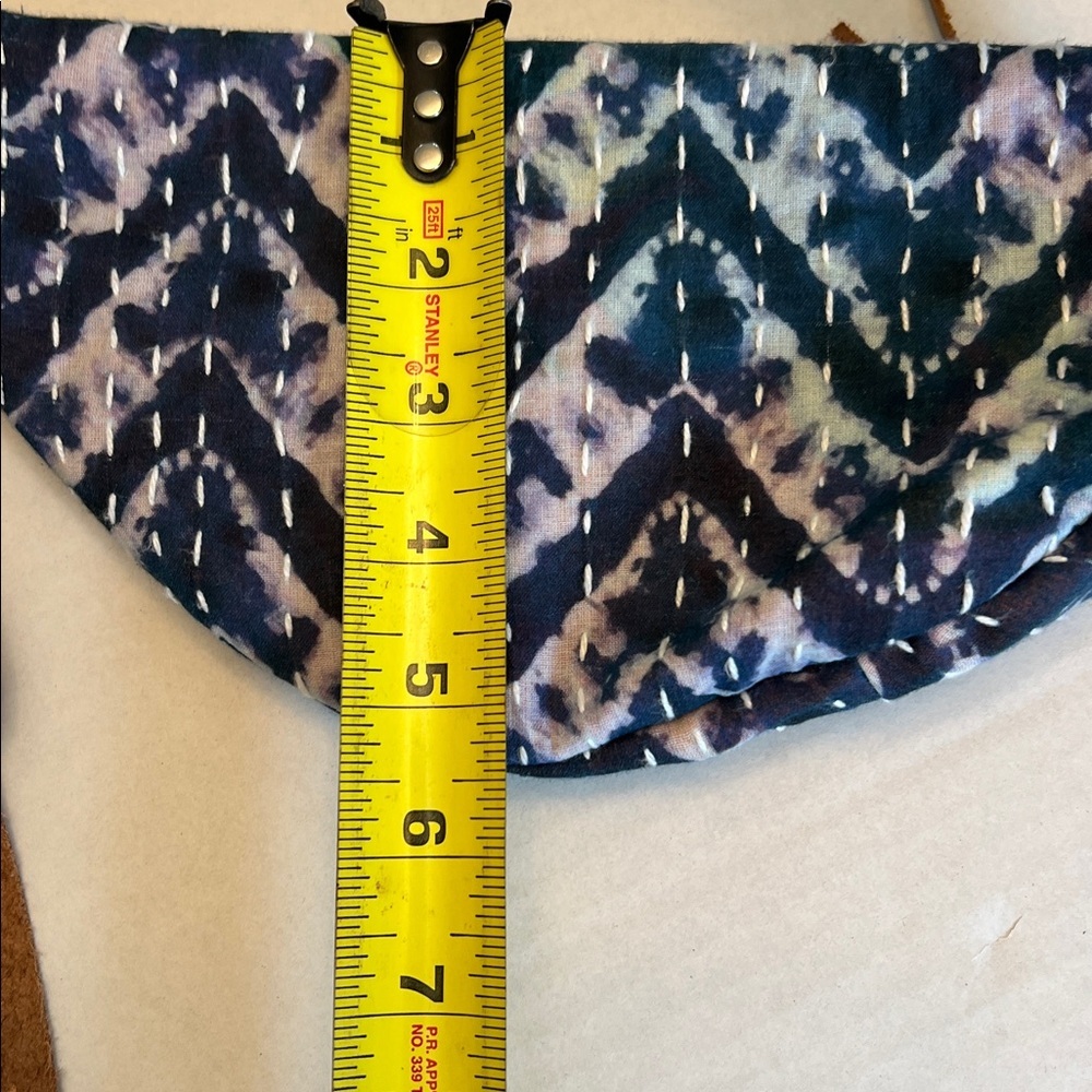 ANABAGLISH VIV KANTHA  HIP PACK SLING BAG BELT BAG TIE DYE WITH LEATHER STRAP - Picture 12 of 16